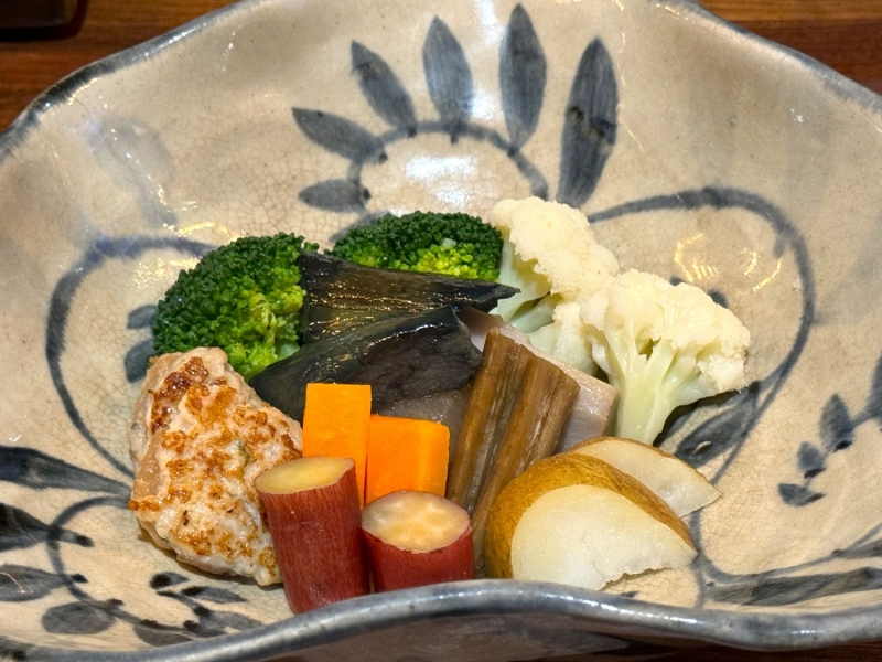 サクッと軽快な食感！12種類の味が楽しめる「揚げ春巻き」こだわりの国産野菜を使った創作料理とオリジナル春巻きのお店（神戸市 灘区　THE HARUMAKI CLUB KOBE）｜THE HARUMAKI CLUB KOBE-005